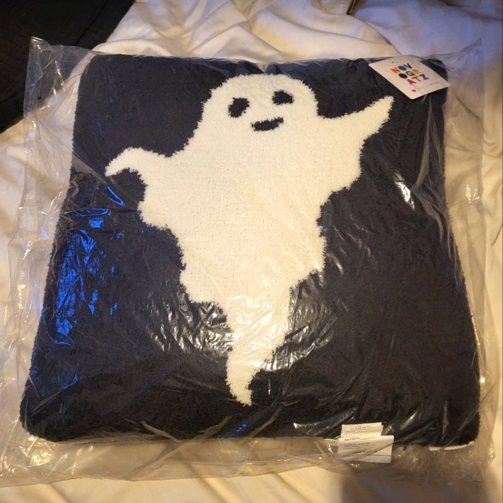 novogratz ghost feather filled ultra soft oversized pillow